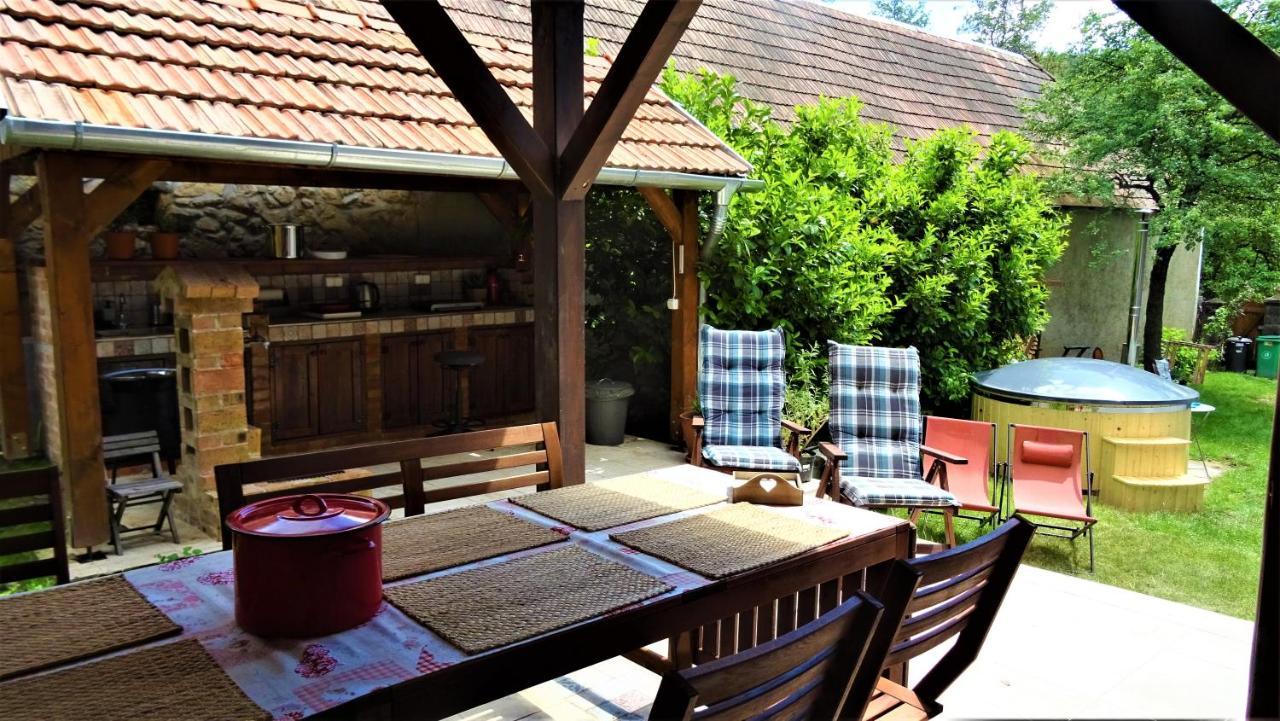Padláskincsek Muskátlis Vendégház Nagyborzsony Exterior foto